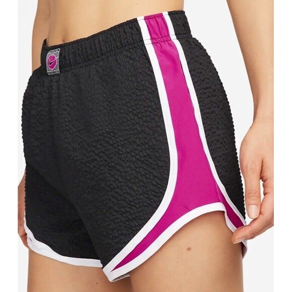 Nike‎ Women S Plus Size textured Tempo Running Shorts 2X NWT - Picture 3 of 7